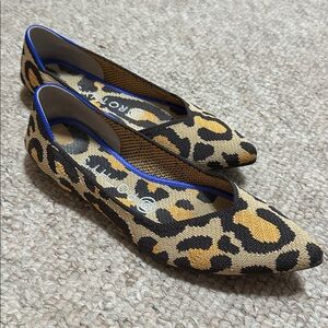 Rothy’s The Point Big Cat Animal Leopard Flats 7; excellent condition.